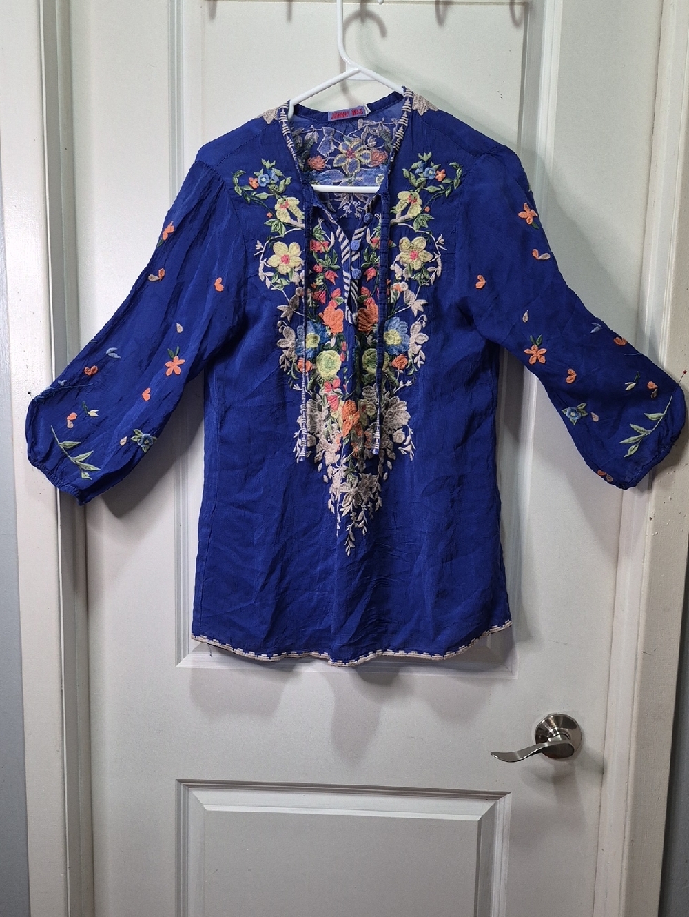 Embroidered Floral Tunic Top - Blue